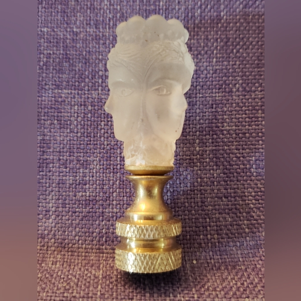 Finial, Vintage Frosted Glass 3 Faces - Picture 2 of 5
